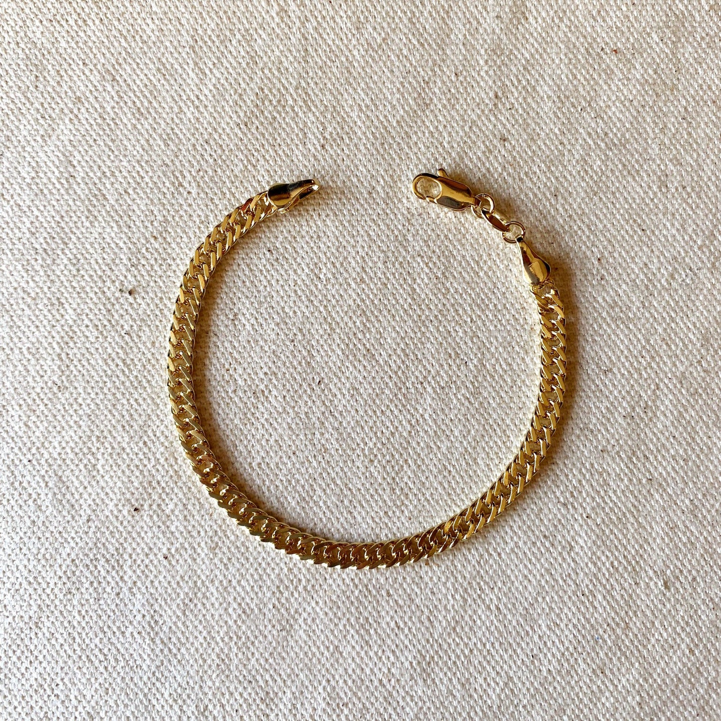 CURB CHAIN BRACELET