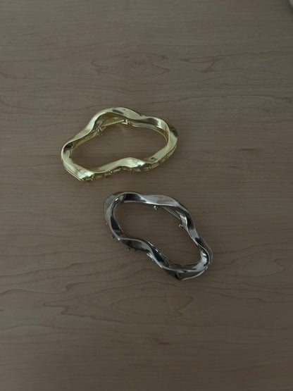 CLAW CLIP